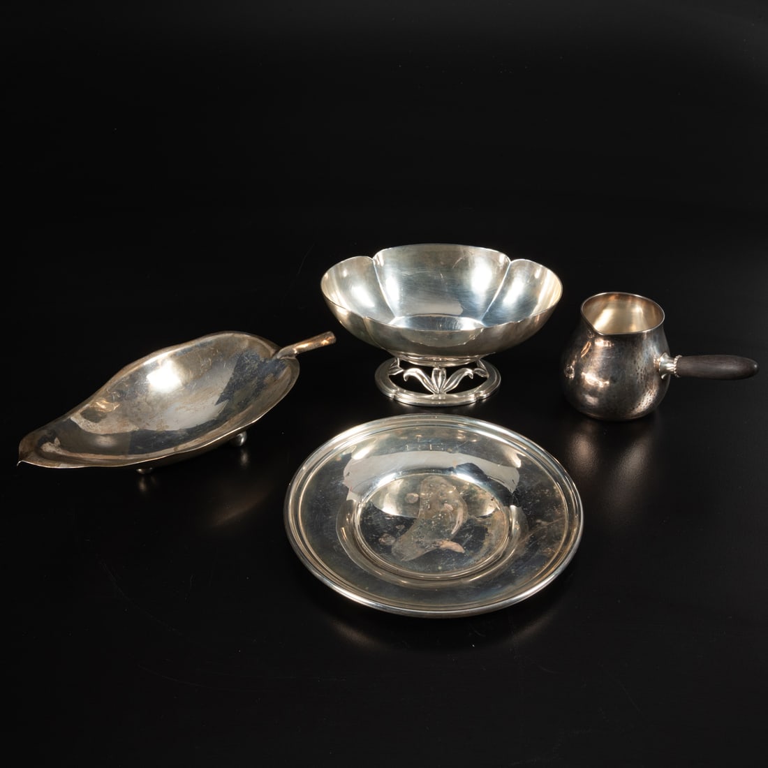 Four Sterling Silver Serving and Decorative Item (1 of 8)