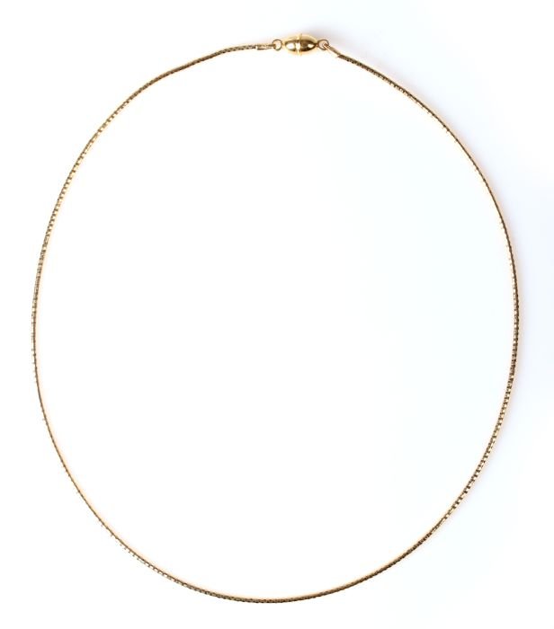 A 14kt. Yellow Gold Choker Necklace, 20th Century.: A 14kt. Yellow Gold Choker Necklace, 20th Century. Weight: 4.4 dwt.