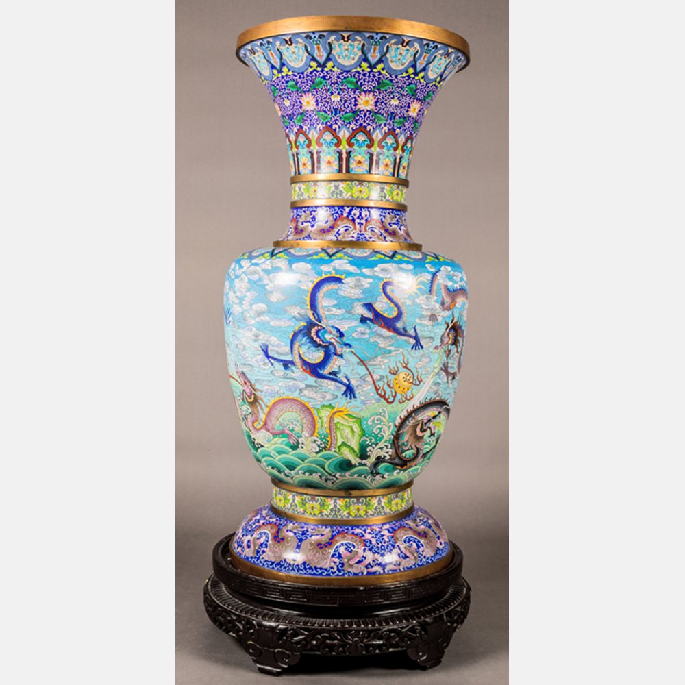 A Palace Size Chinese Cloisonn Vase on Stand, 20th (1 of 2)