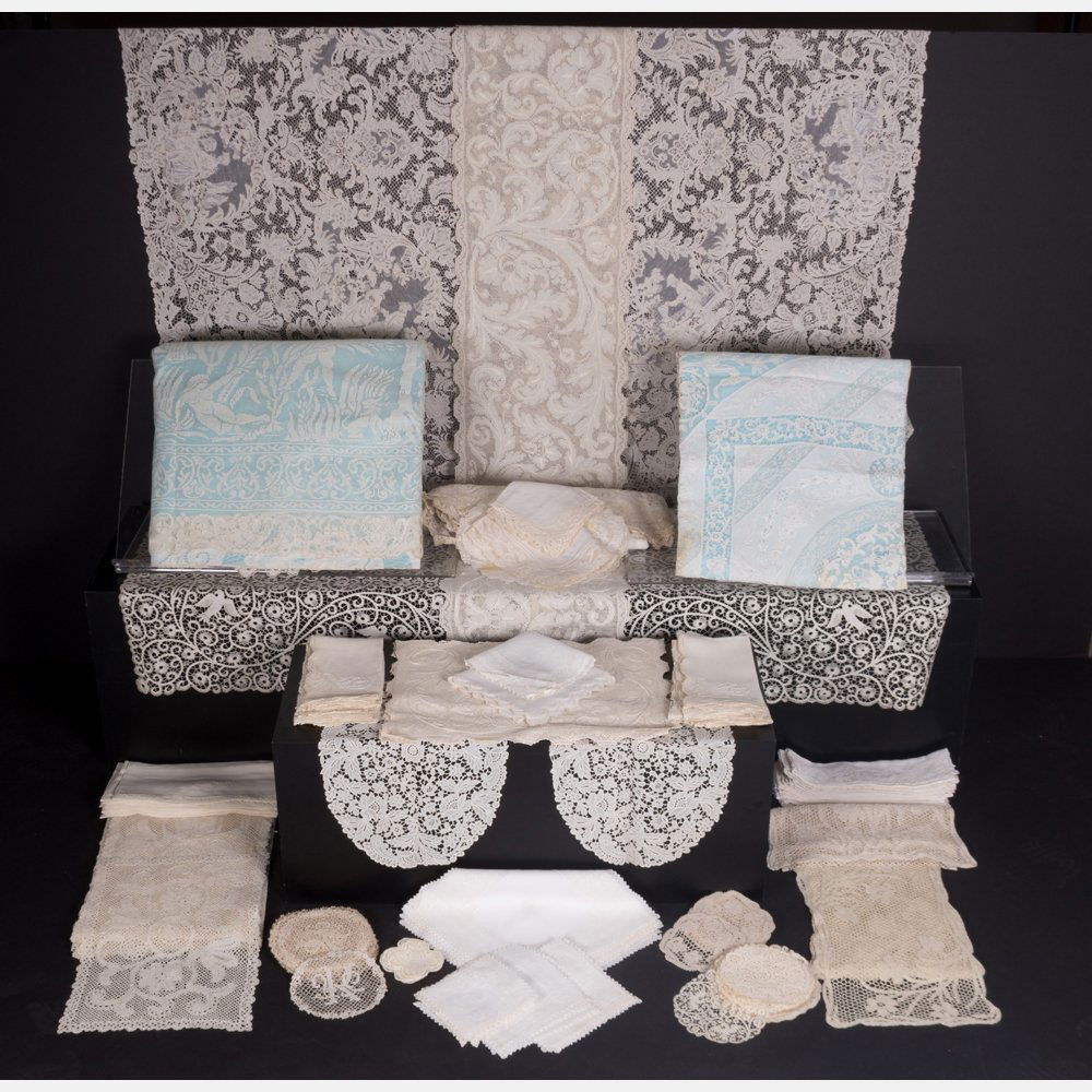 A Miscellaneous Collection of Lace Table Linens, 20th (1 of 6)