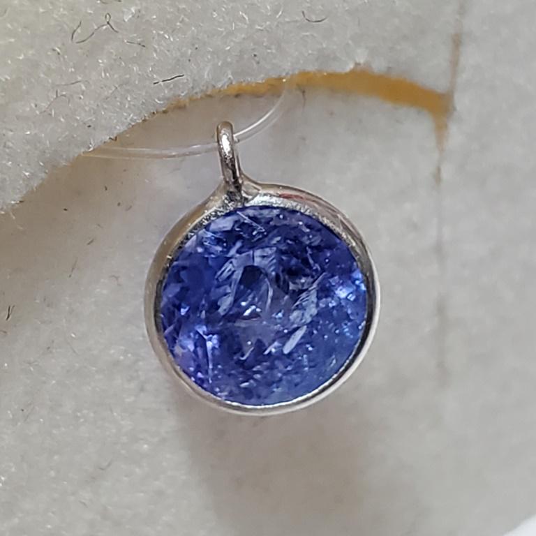$600 14K Tanzanite(1.3ct) Necklace PN 181: 14K White Gold Tanzanite(1.3ct) Necklace, Custom Designed in Canada, Suggested Retail Value $600. Brand new in the box!
