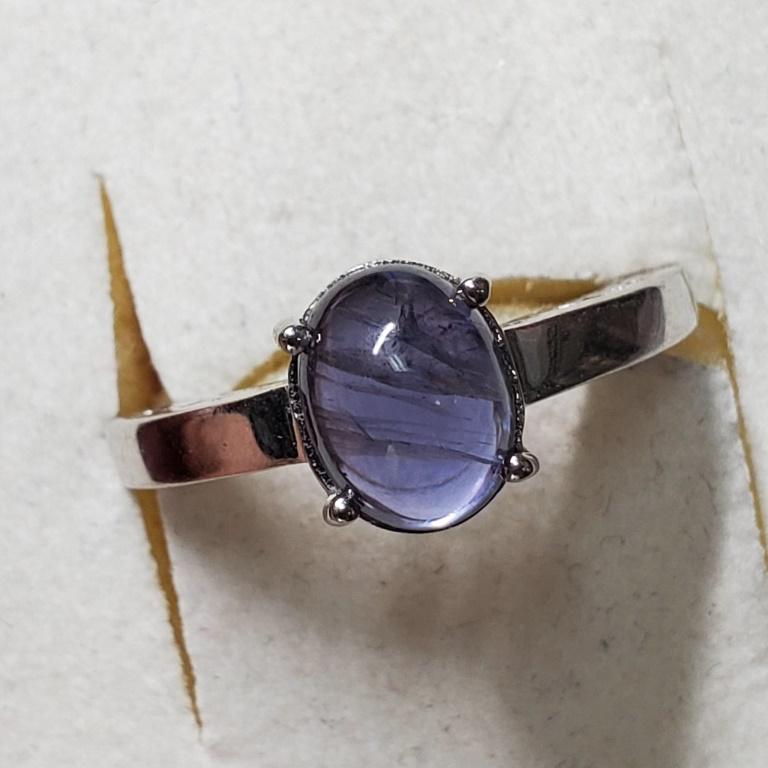 $500 Tanzanite(1.5ct) Ring PN 190: Rhodium Plated Sterling Silver Tanzanite(1.5ct) Ring (~Size 6. (~weight 4.2g), Made in Canada, Suggested Retail Value $500. Brand new in the box!