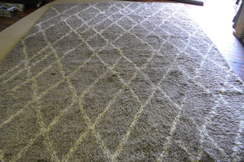 Estate Ben Soleimani Rug 9 x 12 ft: Fine Ben Solemani Moroccan Rug. In good condition, ready to use!
