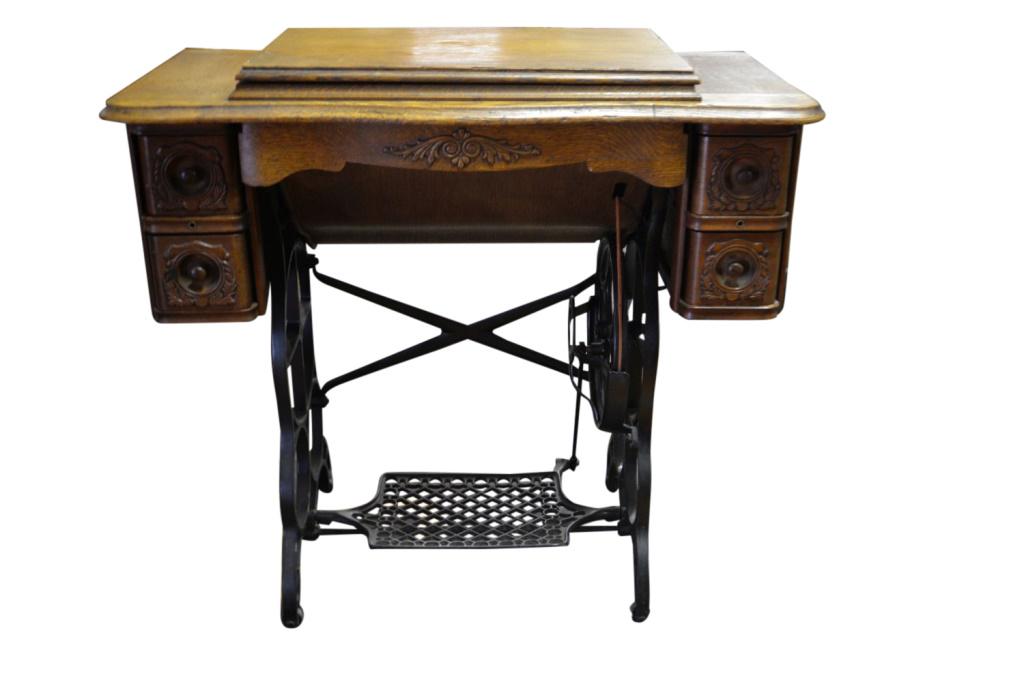 Antique Oak Treadle Sewing Machine (1 of 8)