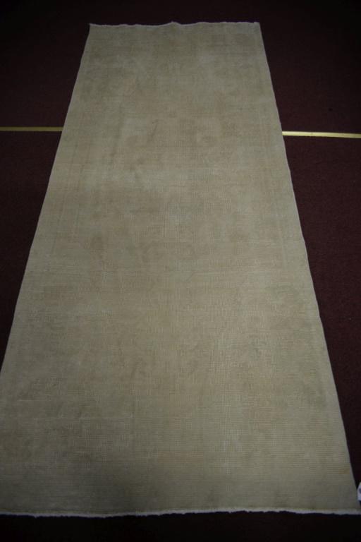 Oushak Hand Woven Rug 3.9 x 8.9 ft: Fine hand knotted rug! In good condition and ready to use! Rug may be a little darker and richer color in person. Retail $600. 3.9 x 8.9 ft