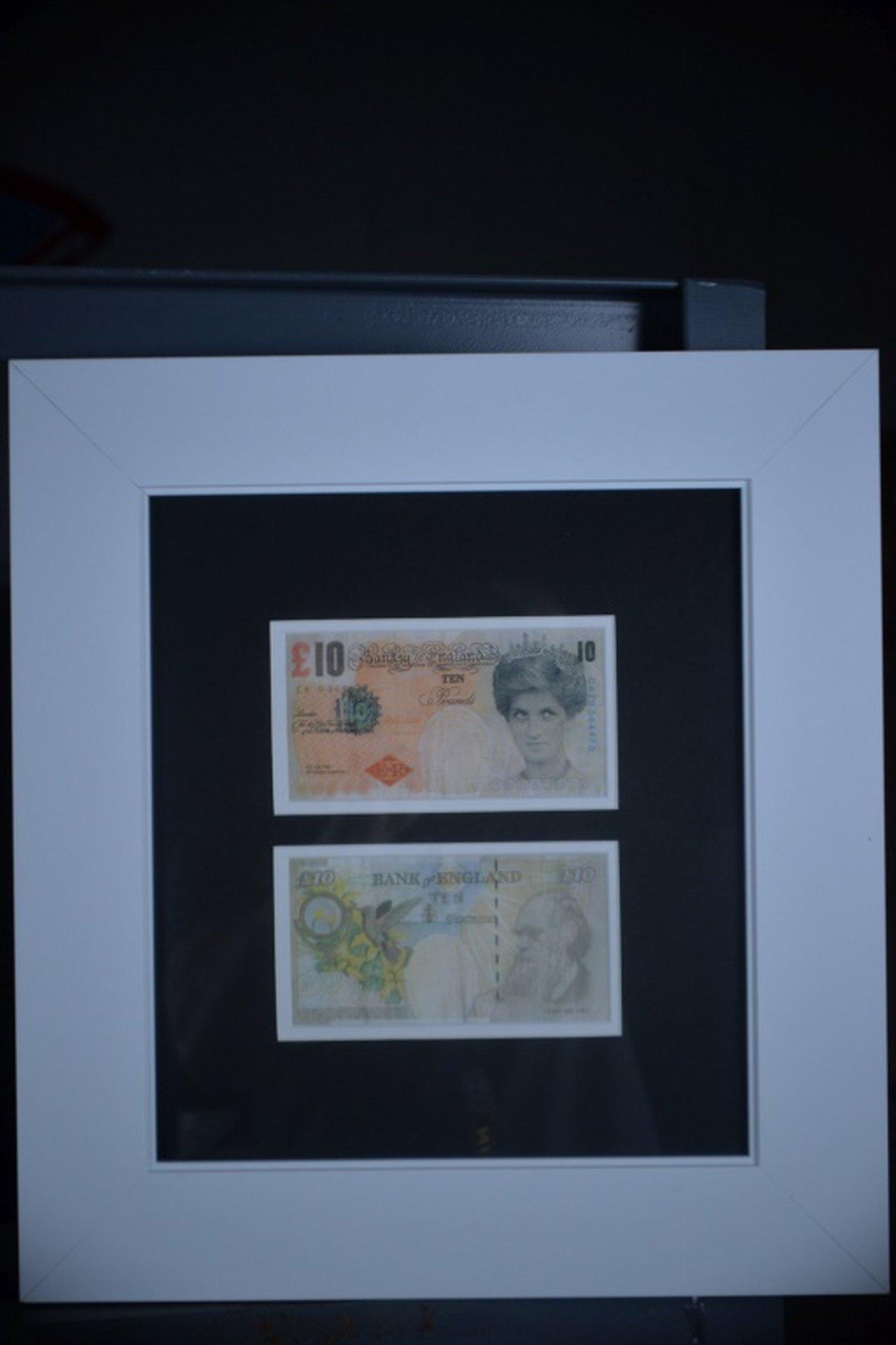 2 Difaced Banksy Teners (1 of 4)