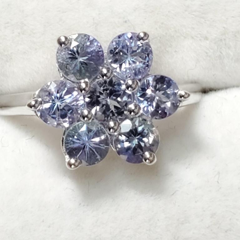 $350 Sterling Silver Tanzanite(1.1ct) Ring EC57-94: Silver Tanzanite(1.1ct) Ring (~Size 7)(Ring is resizable for $40) (~weight 3g), Suggested Retail Value $350. Brand new in the box!