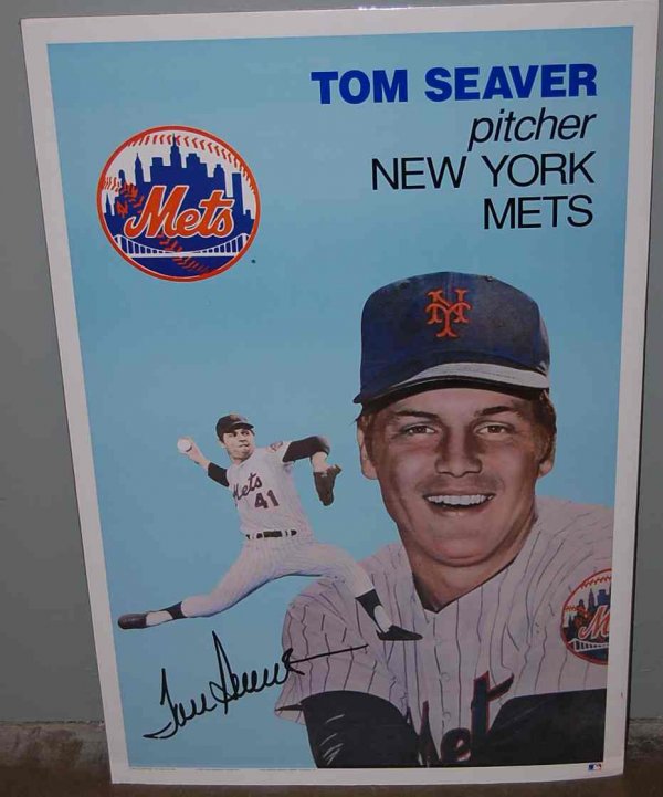 Tom Seaver Poster: Edition printed in 1982. Printed Signature. size is 24 inches wide and 36 inches tall.