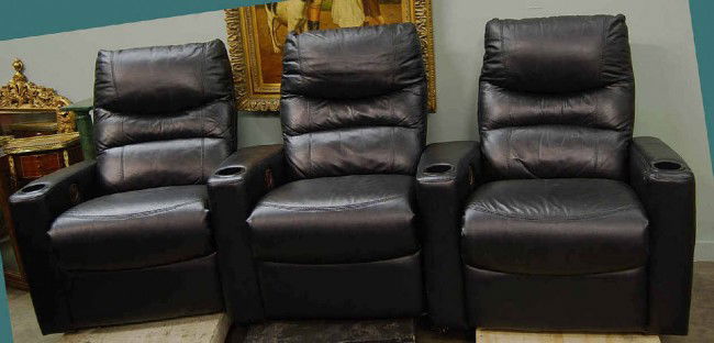 Fine Set of 6 Home Theatre Club Recliners: Can be arranged in several configurations.