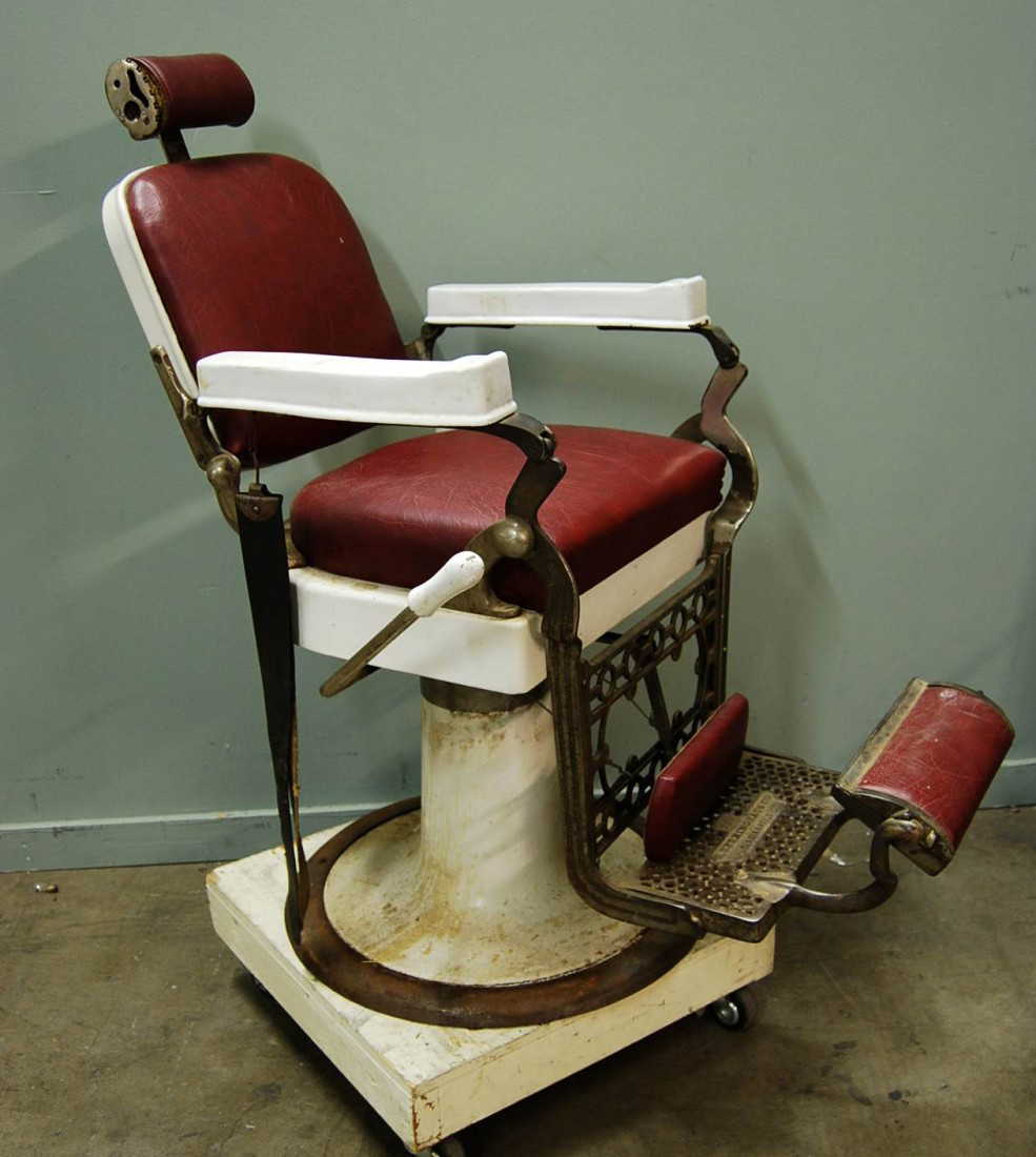 340 PORCELAIN BERNINGHAUS ANTIQUE BARBER CHAIR