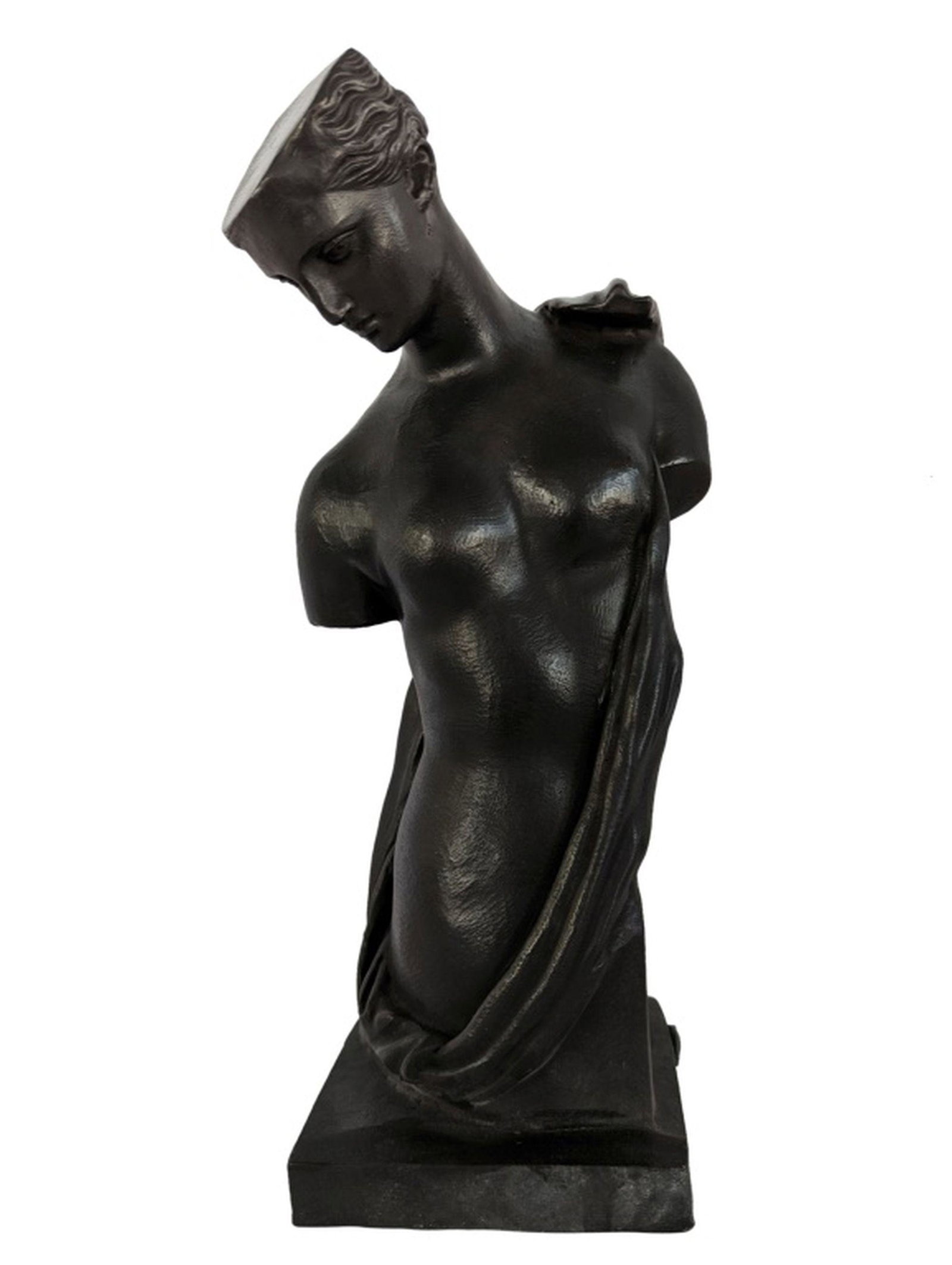 Alexander Archipenko Nude Bronze 15 3/4"H: Spectacular nude by the avant-garde artist Alexander Archipenko. Signed in the base A. Archipenko, 2/3, 1923, with the foundry mark. The foundry mark reads : Hebrard, cire perdue. Hebrard was a top fo