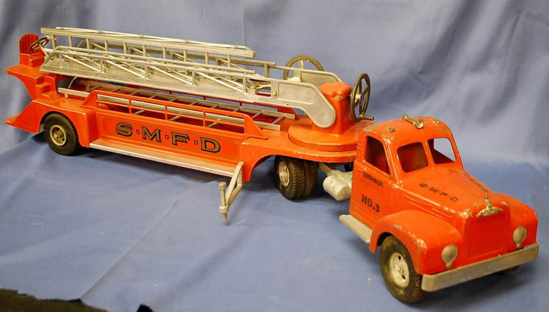 SMITH MILLER MACK FIRE TRUCK: 34" LONG