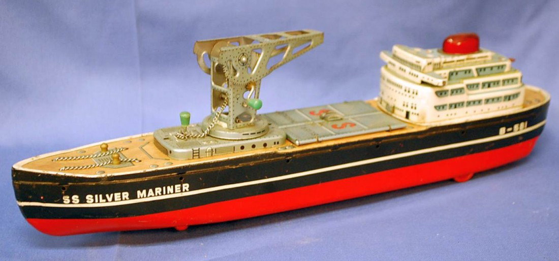 SS SILVER MARINER B-581 BATTERY BOAT: WORKING CRANE BOAT
