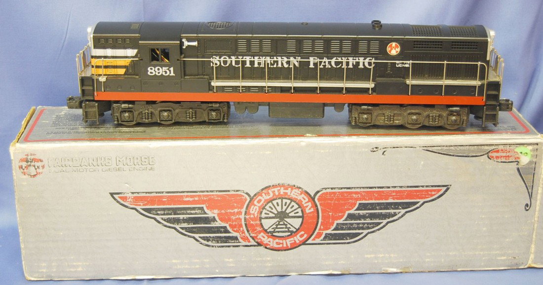 VINTAGE LIONEL FAIRBANKS MORSE O GAUGE DIESEL: SOUTHERN PACIFIC 8951 DUAL MOTOR DIESEL 8 WHEEL DRIVE, WIEGHS OVER 5 LBS. MFG. 1979 WITH ORIGINAL BOX.