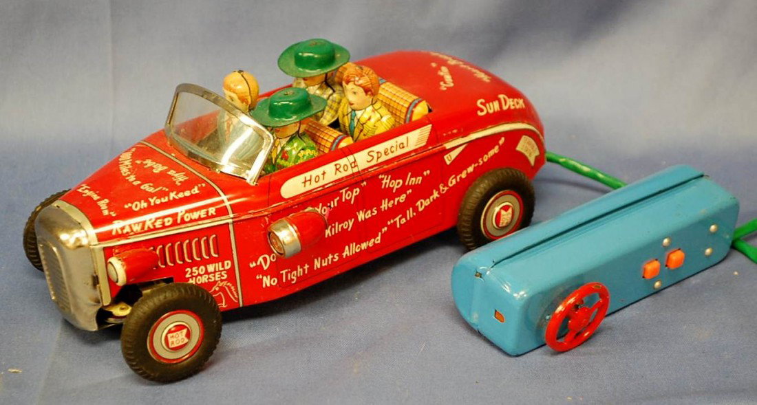 BATTERY OPERATED REMOTE CONTROL HOT ROD: PASSENGERS WITH HATS