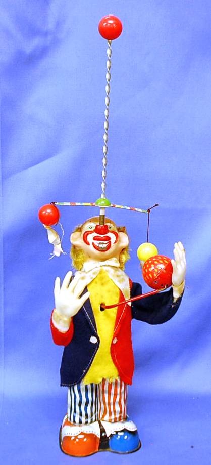 BATTERY OPERATED ALPS PINKY THE CLOWN: WITH ORIGINAL BOX, AN ILLFELDER TOY JUGGLING CLOWN