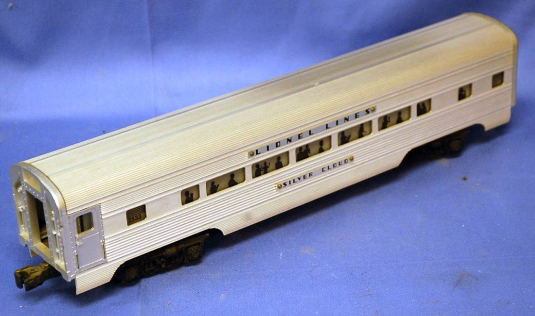 LIONEL ILLUMINATED PULLMAN CAR #2533 IN BOX: SILVER CLOUD NEAR MINT IN BOX