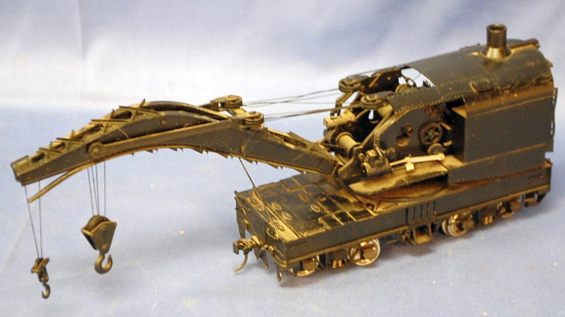 074: HEAVY CRANE "O" SCALE: USED