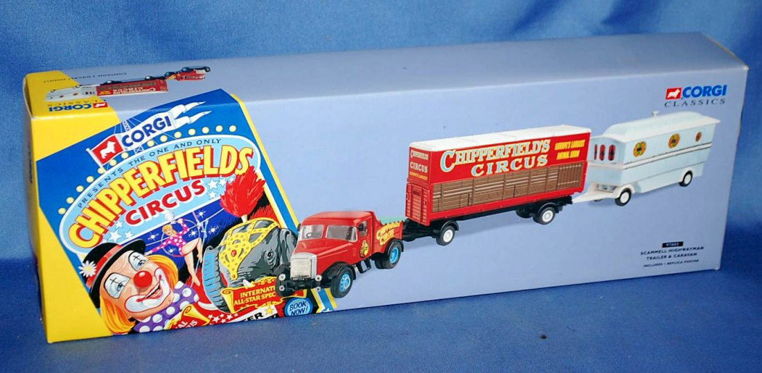 081: CORGI NEW IN BOX CHIPPERFIELDS CIRCUS TRUCK: NEVER BEEN OUT OF BOX OR PAPER, #97885 SCAMMEL HIGHWAYMAN TRAILER & CARAVAN