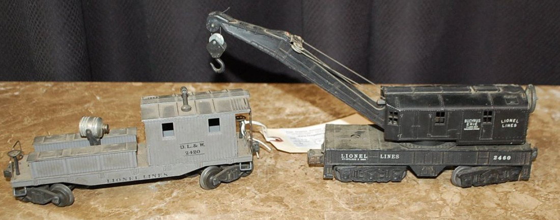 LIONEL LINES 'O' CRANE AND SEARCHLIGHT SET: MANUAL CRANE.