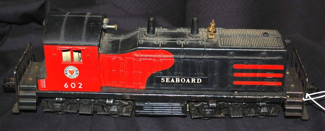 LIONEL SEABOARD 602 SWITCHER 'O' GAUGE: BODY IN GOOD SHAPE. 12.5 INCHES LONG