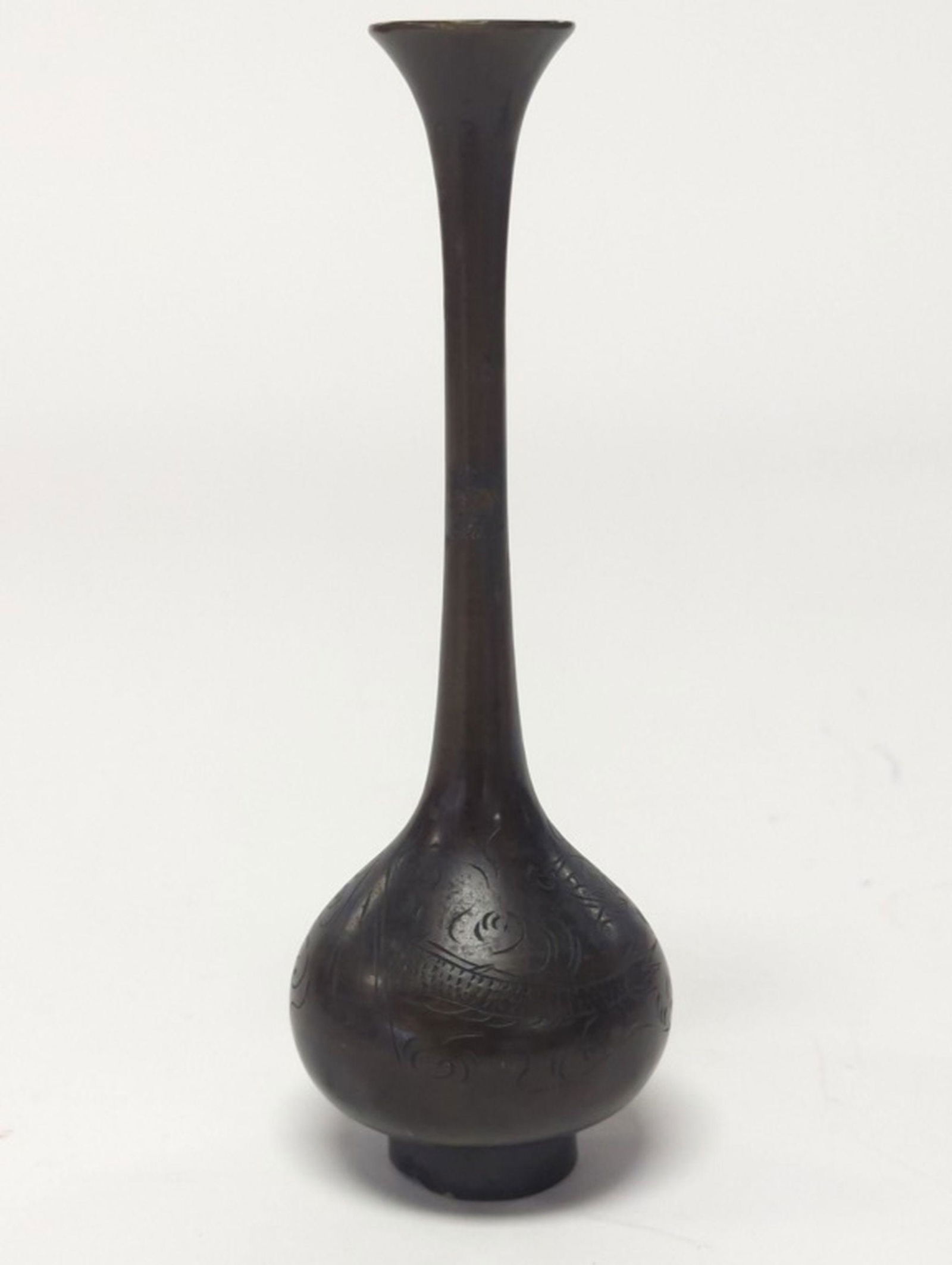 18th Century Qing Dynasty Bronze Dragon Vase 6.5"H (1 of 9)