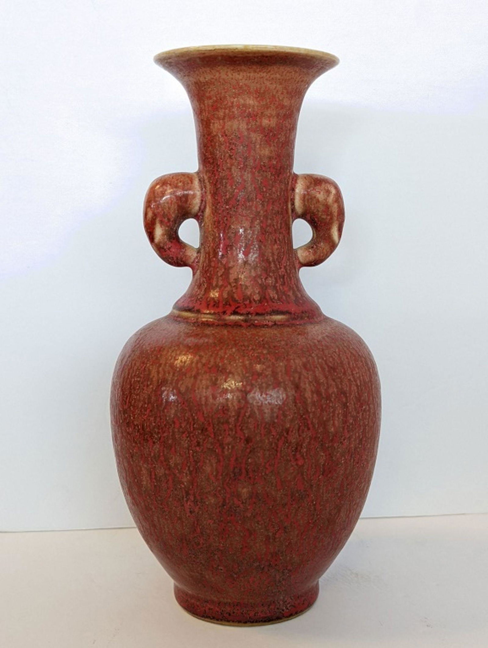 Antique Chinese Red Porcelain Vase 9.75"H (1 of 6)
