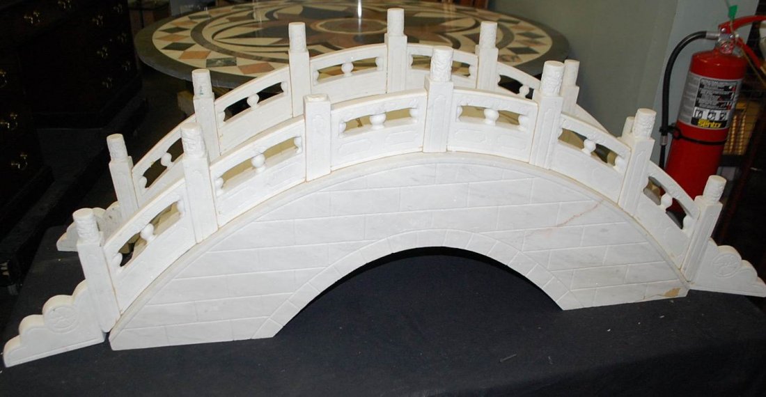 079: SOLID MARBLE DECORATIVE BRIDGE