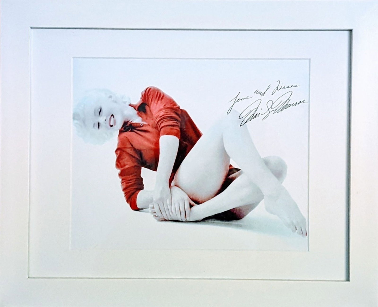 Rare Signed Marilyn Monroe Photo (1 of 5)