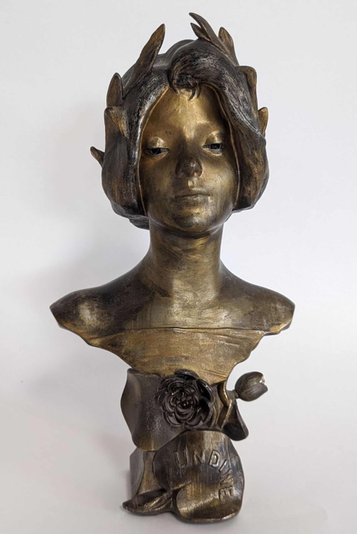 Undine French Art Nouveau Spelter Bust (1 of 6)