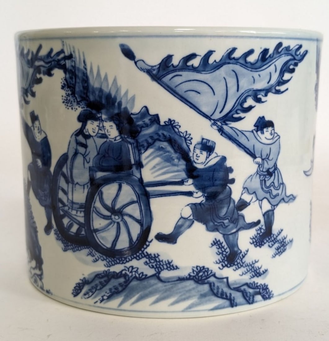 Large Vintage Chinese Porcelain Brush Pot 6"H: Gorgeous early 20th century brush pot with Asian figures and horse rider. 6.25H x 7.5W in. Very good condition. Please be sure and view all photos for condition. From a fine, Chinese owned, estate in 