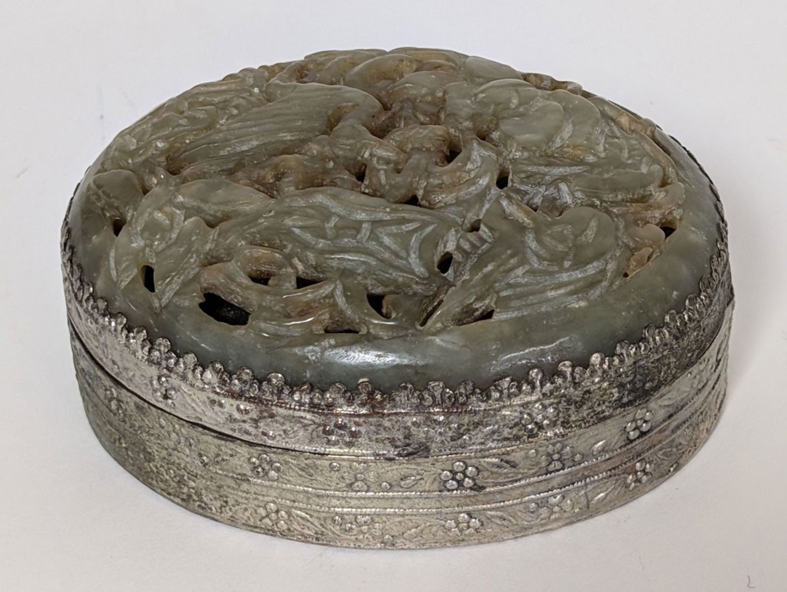 Qing Dynasty Silver and Jade Trinket Box 4"W (1 of 8)