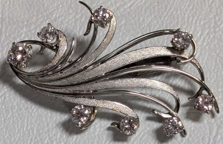 Fabulous Vintage 18K White Gold Diamond Brooch