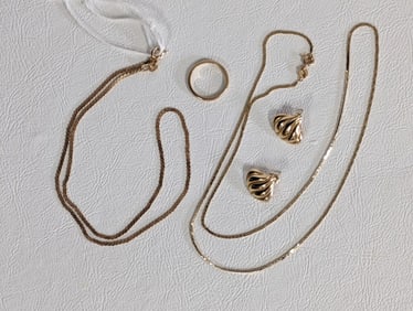 14K Lot, Necklaces, Earrings, Ring, 10 Grams