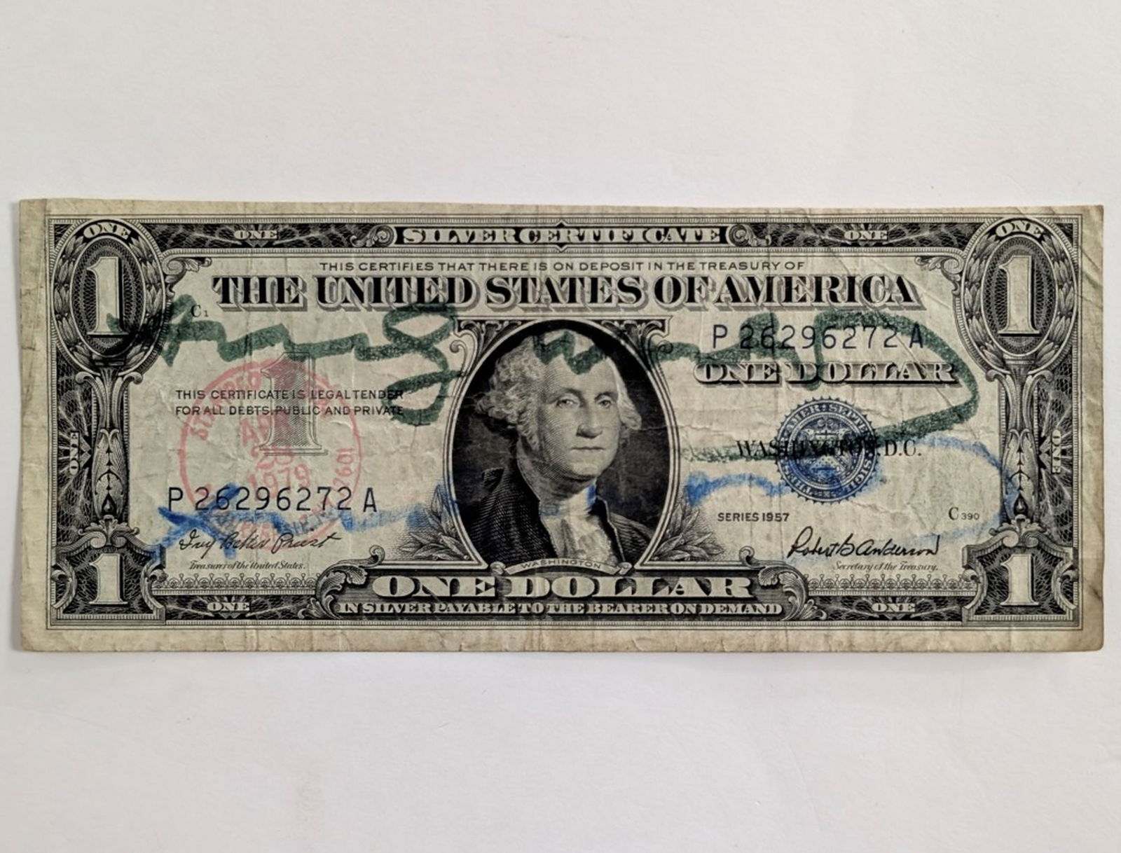 Andy Warhol $2 Bill, Soup Can: US $2 bill with Andy Warhol signature on the recto and the iconic Soup stamp on the verso. Amazing piece. Provenance: From the private estate of a long time art collector. According to the consignor t