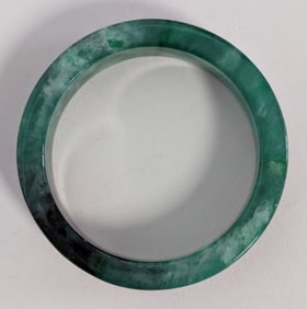 Fine Antique Chinese Jadeite Bangle Bracelet