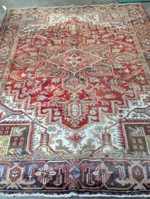 Heriz Hand Knotted Rug 8 x 10.7 ft