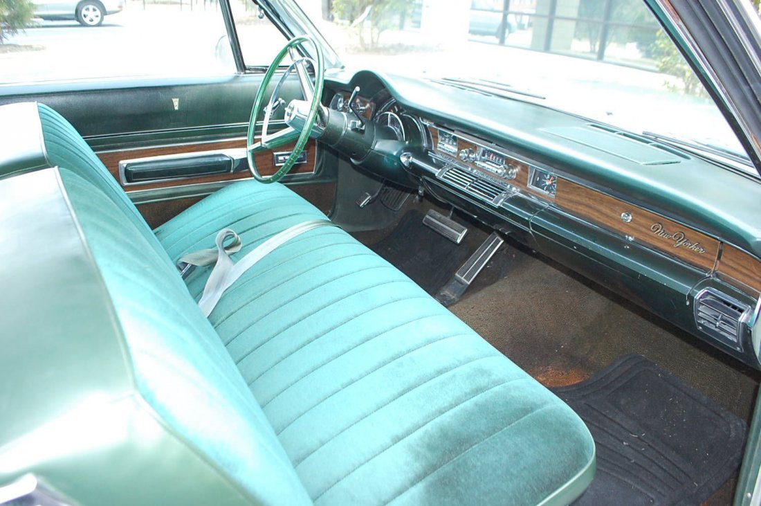 1966 CHRYSLER NEW YORKER - 4
