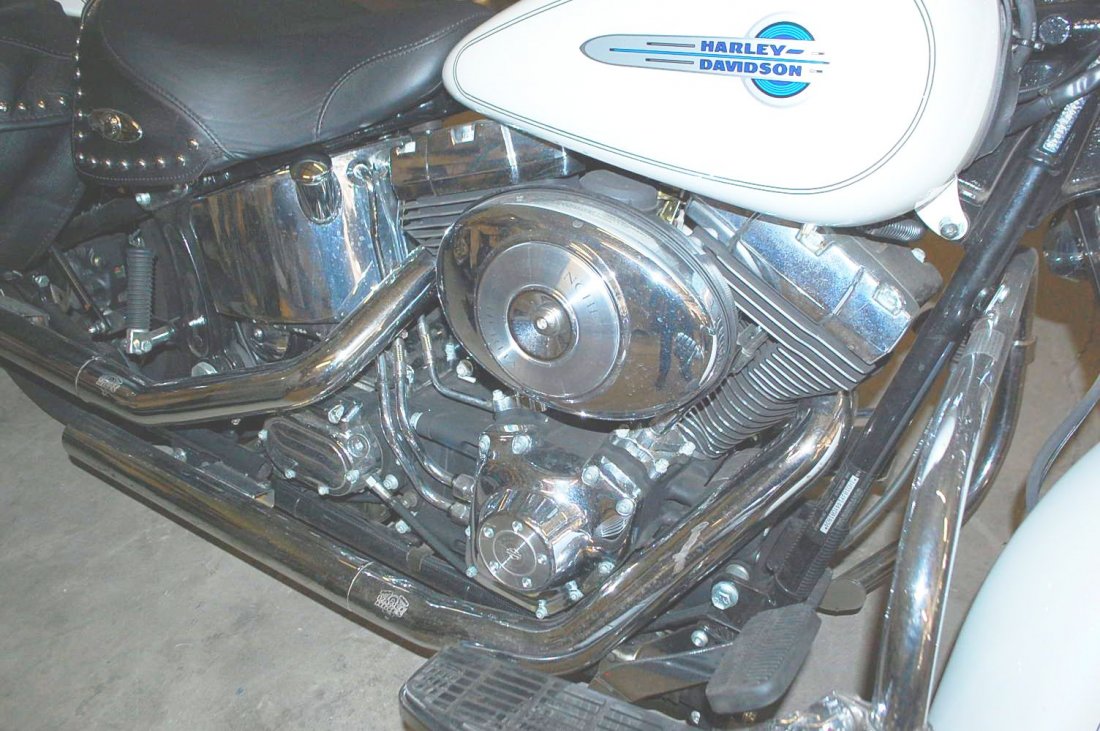 2004 HARLEY DAVIDSON FLSTC MOTORCYCLE - 2
