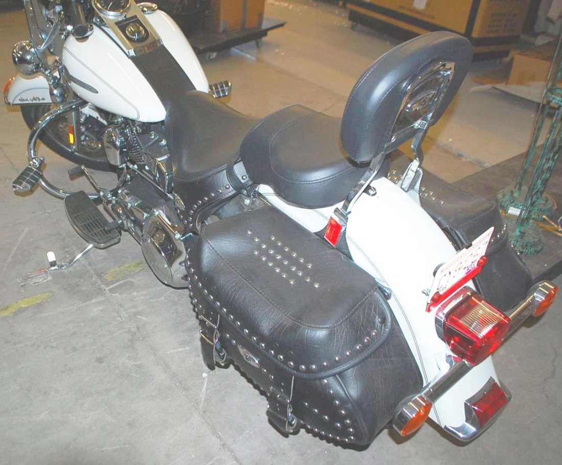 2004 HARLEY DAVIDSON FLSTC MOTORCYCLE - 4