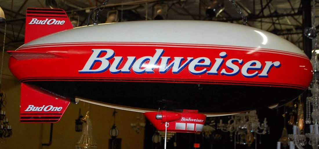 BUDWEISER LIGHT UP POOL TABLE LIGHT