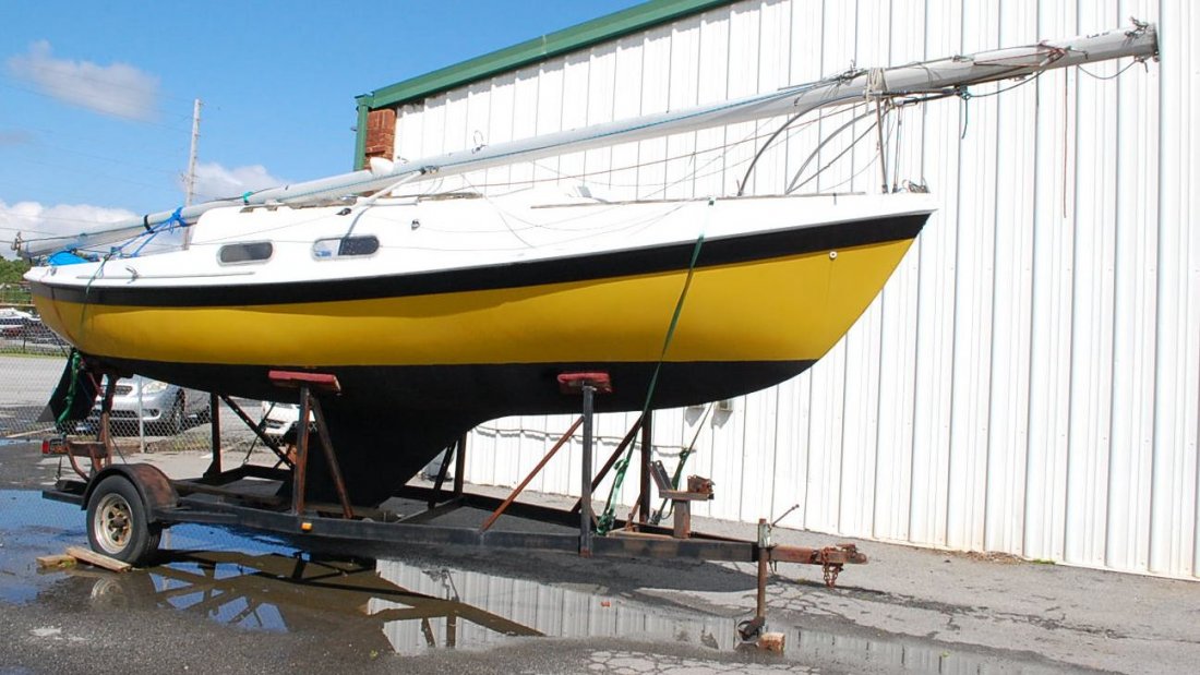 APPROX 20' SAIL BOAT WITH TRAILER - 4