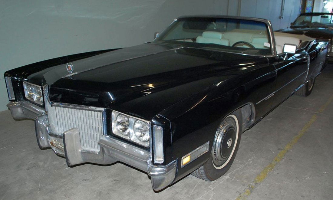 1971 CADILLAC ELDORADO CONVERTIBLE: RUNS AND DRIVES, LOOKS LIKE RECENT EXHAUST SYSTEM, NEW FUEL PUMP, NEW STARTER, SURVIVOR