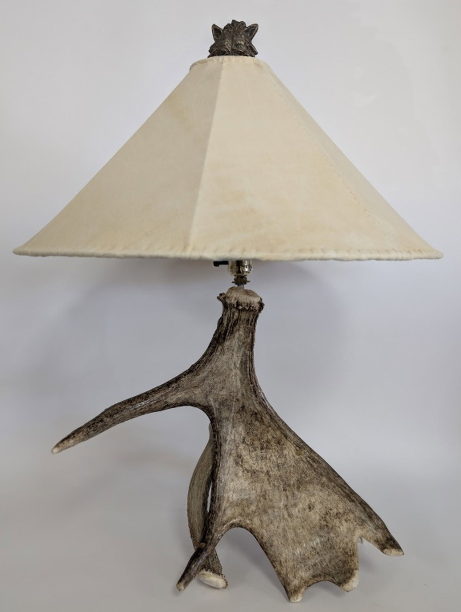 Genuine Moose Antler Table Lamp 29"H: Rustic Natural Specimen Lighting. 29H overall. Antlers: 15.5H in. Shade: 9.75H x 21.25W x 21.25D inches. Condition: Very good overall, with expected natural variation and minor wear consistent with