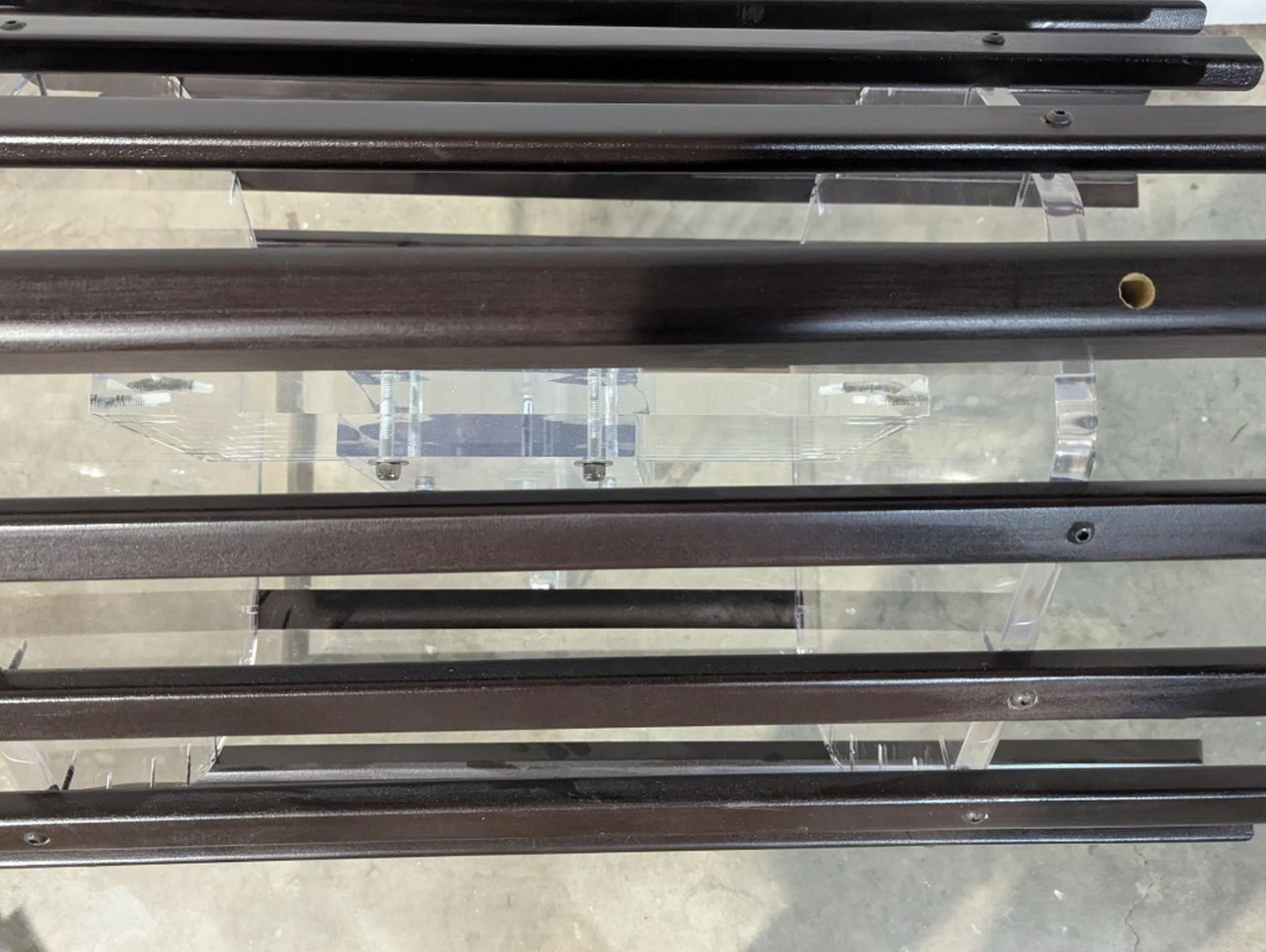 Plexiglass Saddle Stand - 3