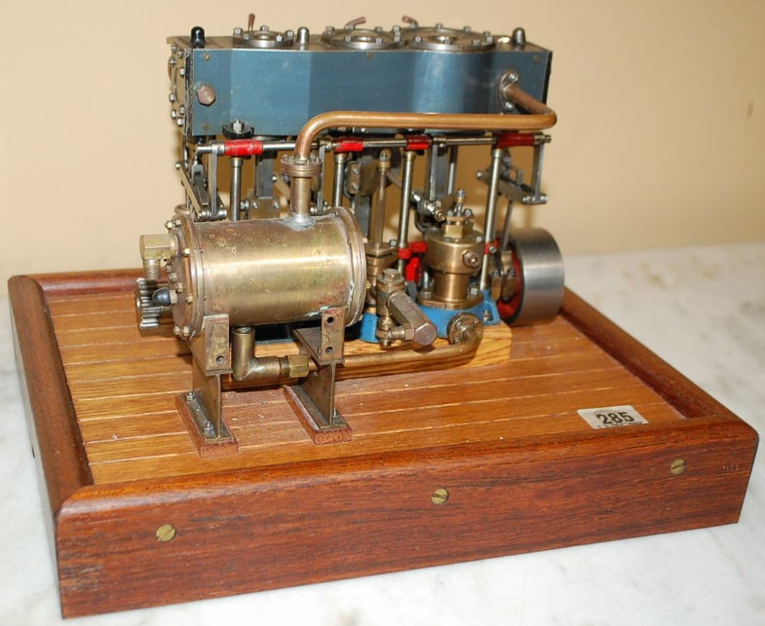 STEAM ENGINE MODEL: FROM THE WEST WESLEY ESTATE, ON CUSTOM STAND, 14"W, 11"D, 9"TALL