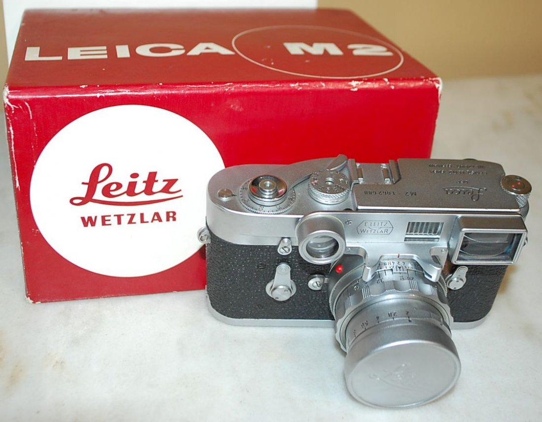 ERNST LEITZ METZLAR LEICA M2 CAMERA: FROM THE WEST WESLEY ESTATE,IN ORIGINAL BOX, M2-1062688