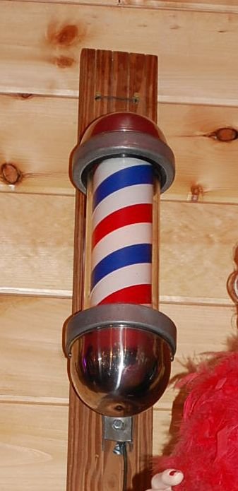 WORKING OUTDOOR BARBER POLE: USED, APPROX 18" TALL
