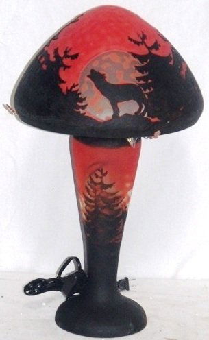 Coyote Howling at Moon - Lamp: Delightful table lamp, a lone coyote howling at the moon is depicted on this lamp. 24.5" H, Shade 13.5", base 6"