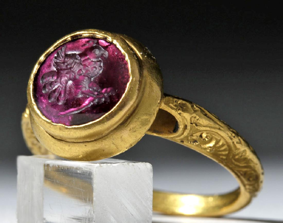 Lovely Byzantine Gold Ring w/ Ruby Intaglio (1 of 5)